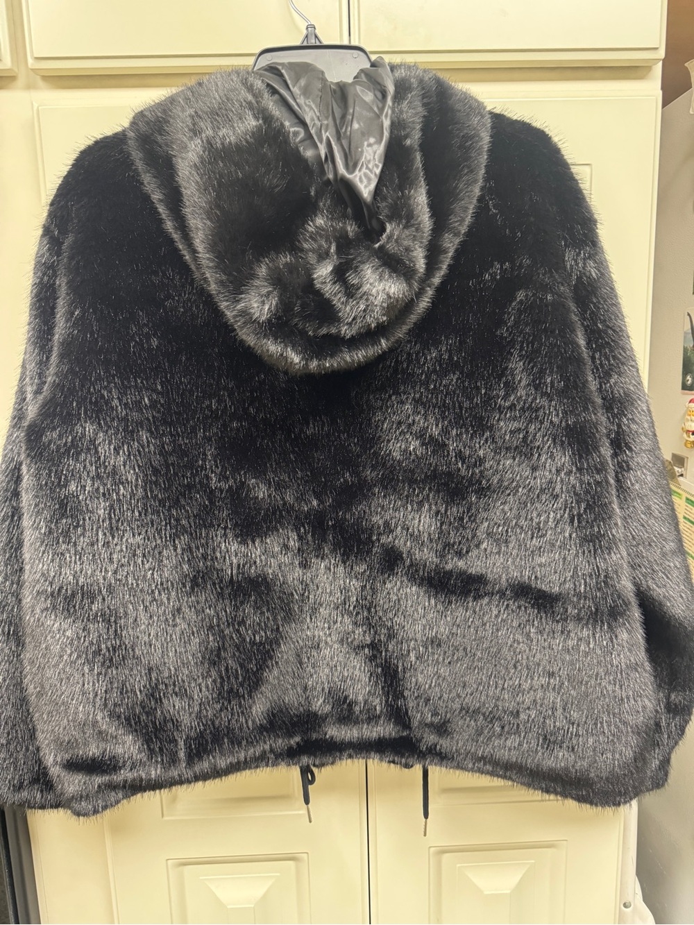 H&M Black Faux Fur Hooded Jacket Brand New With Tags, Size Large - Picture 3 of 7
